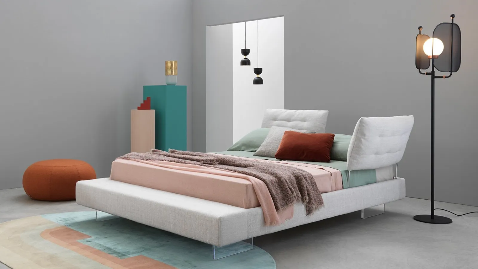 Letto Limes T Large con testiera riposizionabile di Saba