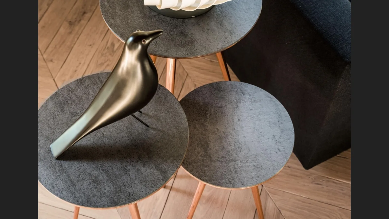 Tavolino rotondo con top in ceramica Trip di Midj