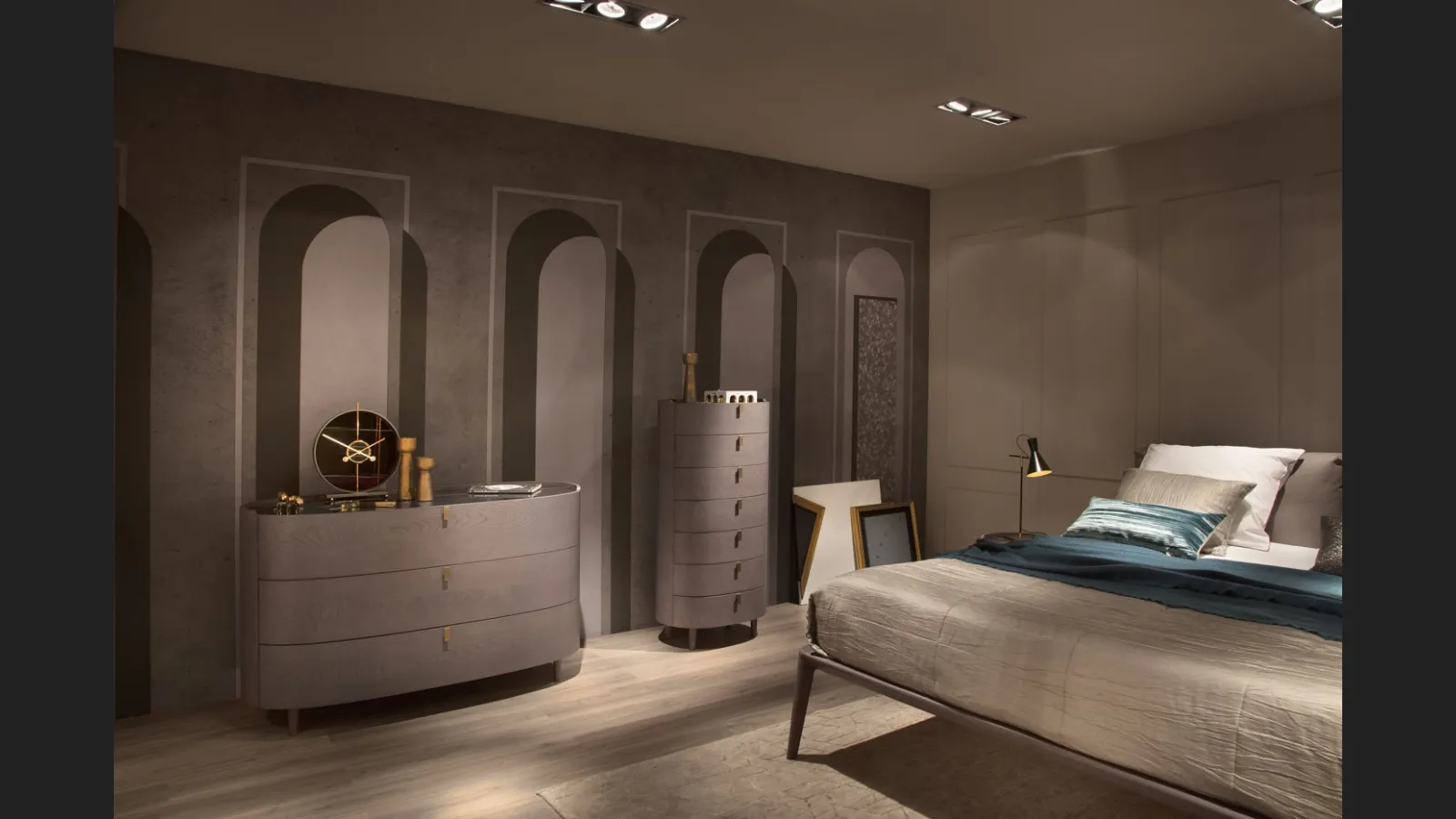Gruppo Notte in rovere Kalè di Olivieri