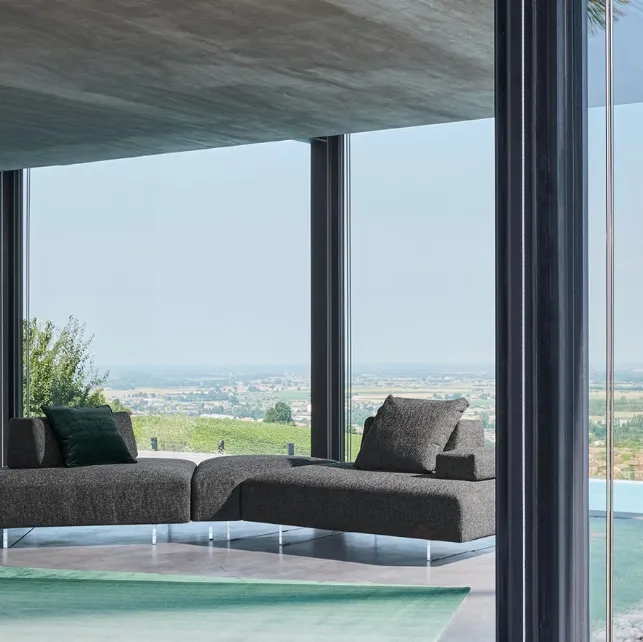 Divano Avenue lineare modulabile componibile di Twils Lounge