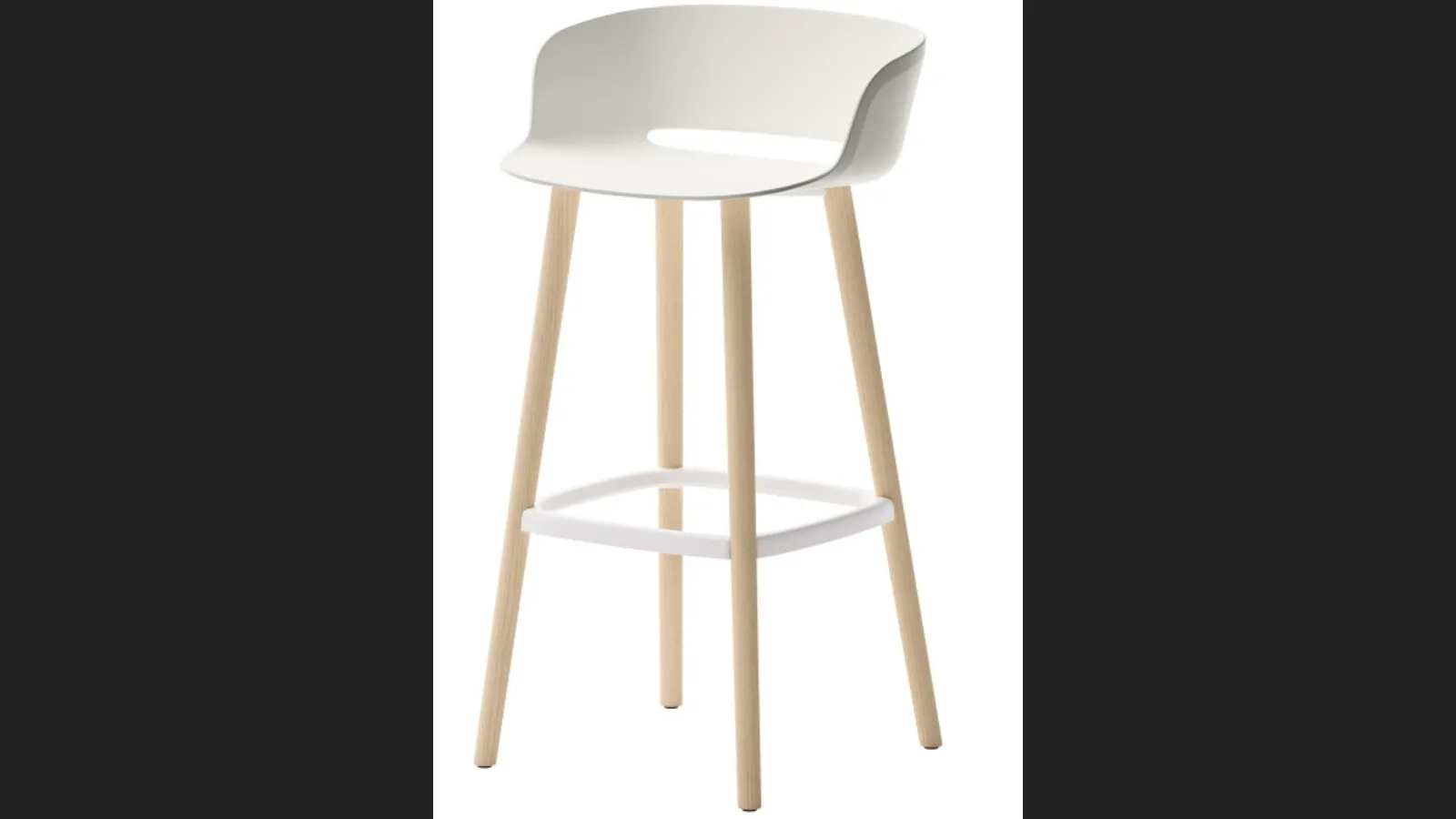 Sgabello Babila in tecnopolimero con struttura in legno di Veneta Cucine