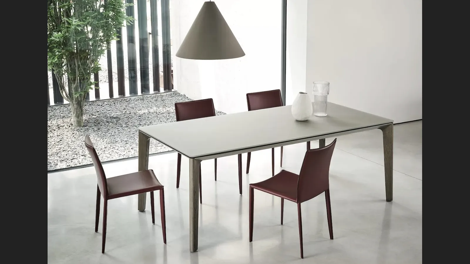 Sedia Linda completamente rivestita in cuoio di Bontempi