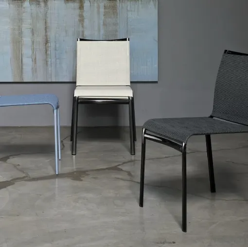 Sedia Net con struttura in acciaio rivestita in Texplast di Bontempi