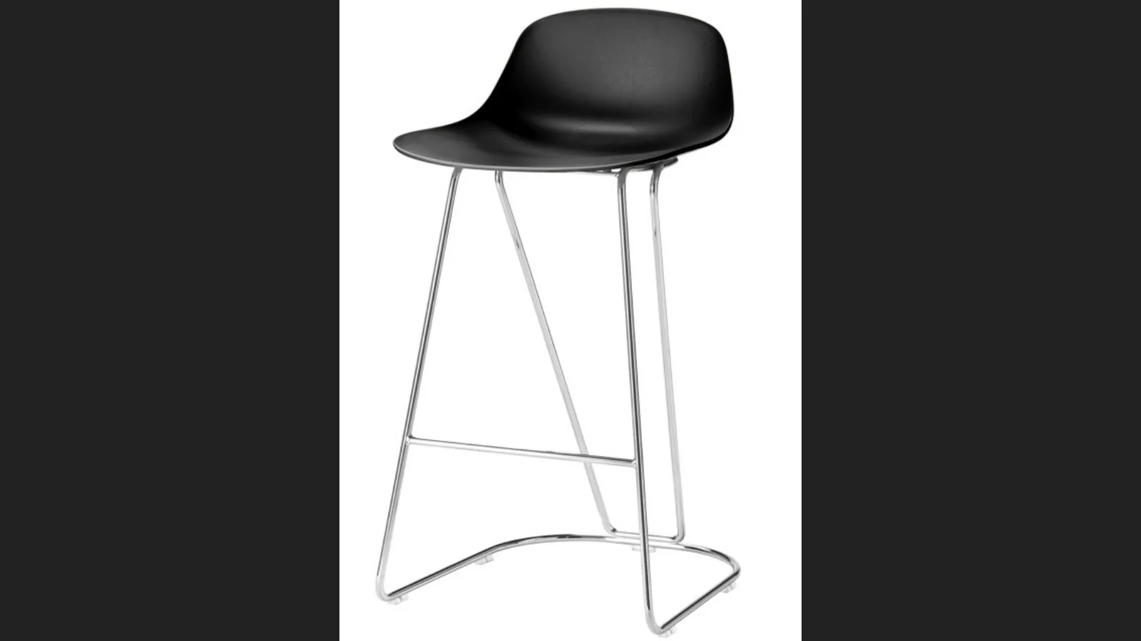 Sgabello Virgola Dandy con scocca in tecnopolimero e base in metallo di Veneta Cucine
