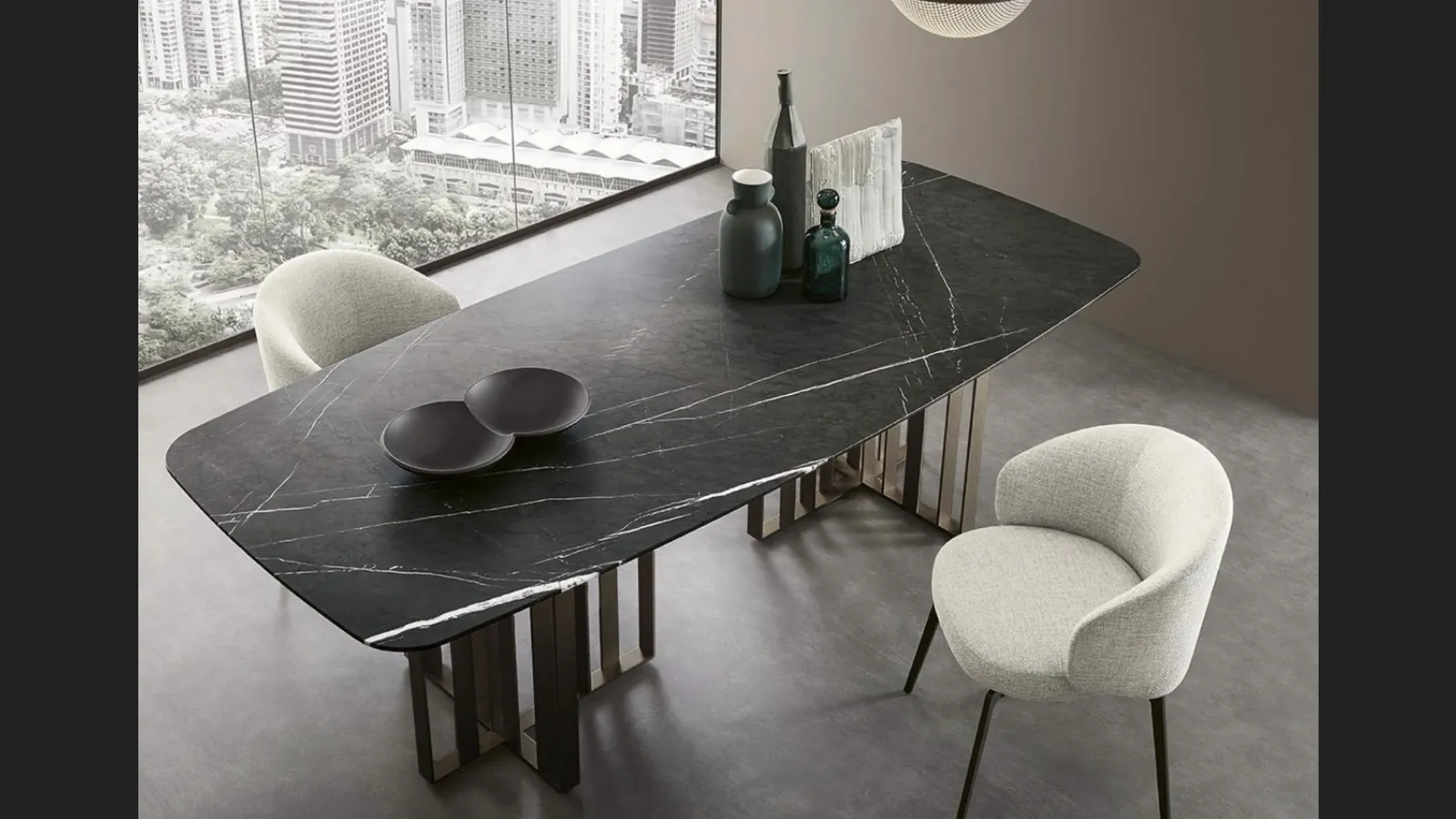 Tavolo con top in marmo Shade di Lema