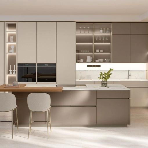 Cucina Moderna con isola Iconica 02 di Veneta Cucine