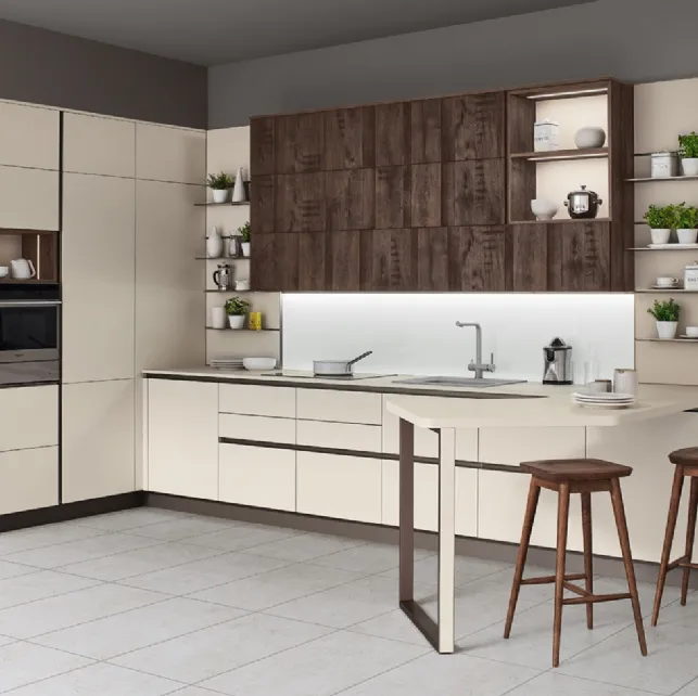 Cucina Moderna angolare con penisola Start Time J 04 di Veneta Cucine