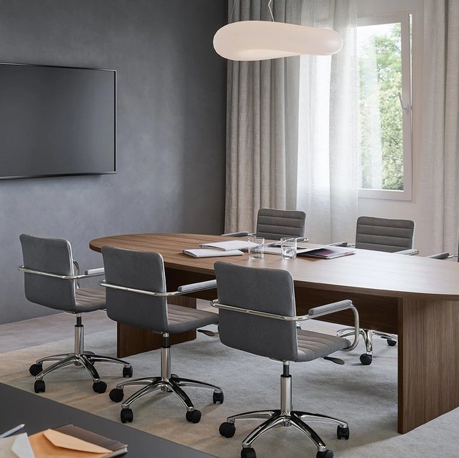 Scrivania Operativa 02C per sale riunioni di Cinquanta3