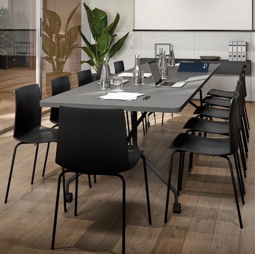 Sedia Ospiti in tessuto con gambe in metallo Sneek di Cinquanta3